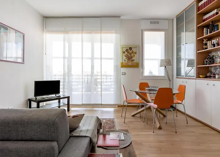 Terrazza Sulla Citta By Wonderful Italy * Boloňa
